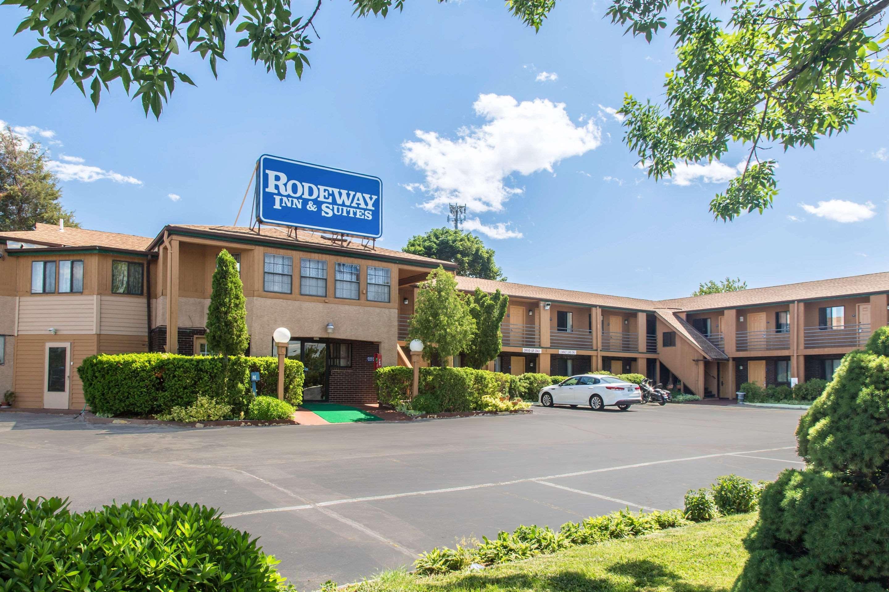 Rodeway Inn & Suites Branford - Guilford מראה חיצוני תמונה